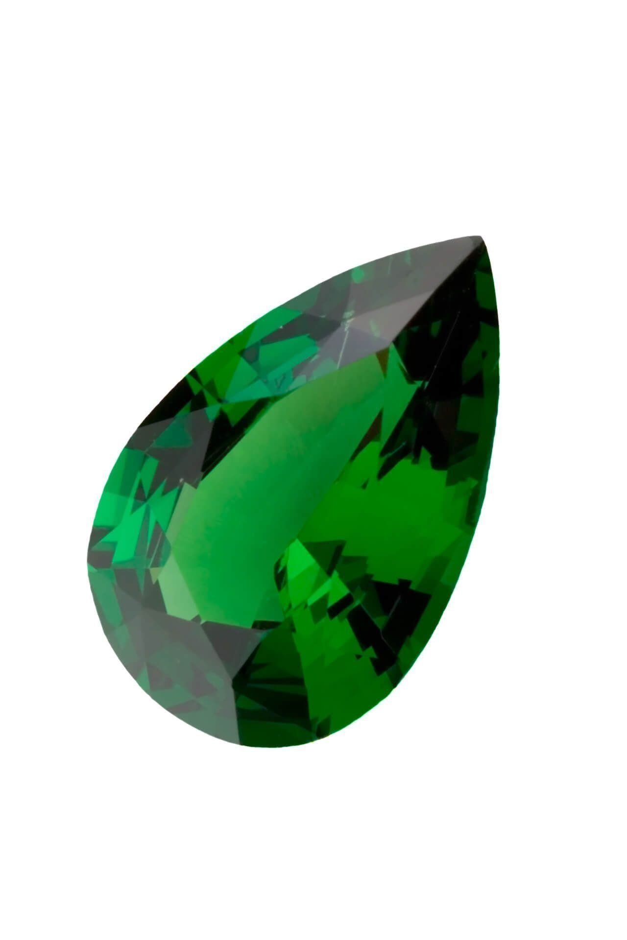 Tsavorite, a magnificent alternative to emerald